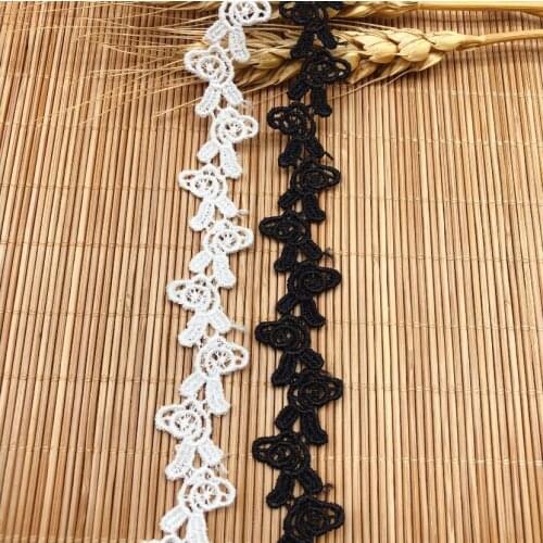 5 Yards/lot Width 1.7cm Water Soluble Floral Pattern Lace Ribbon DIY Crafts Supplies Dress Garment Black White Lace Trimming
