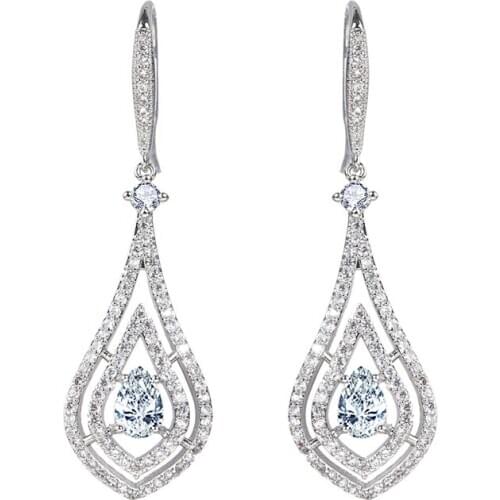 Bettyue New Fashion Long Waterdrop Shape Earring For Women Fashion Three Color Hollow Out Style Charming Ornament In Party