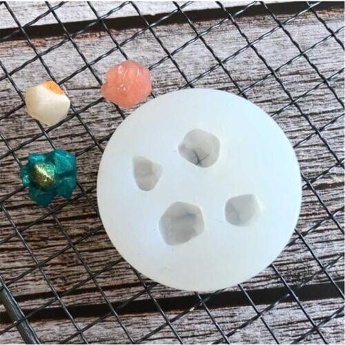 Small Stone Crystal Molding Liquid Silica Gel Mould, Sugar Turning Soft Pottery Clay Drop Gel Mirror Molding Tool A137