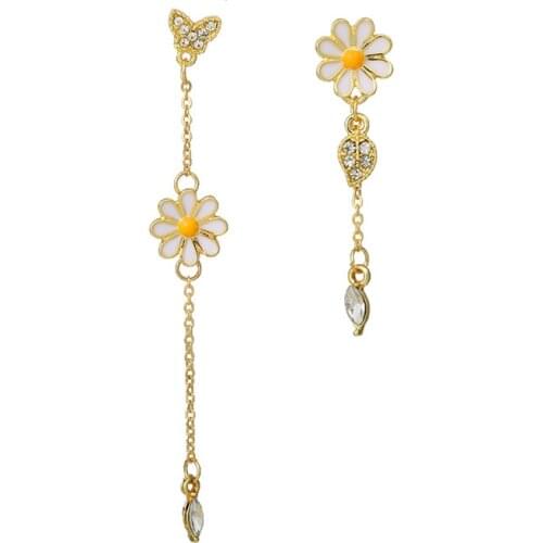New Long Asymmetrical Exquisite Small Daisy Female Earrings Temperament Butterfly Earrings Jewelry Leaf Rhinestone Earrings
