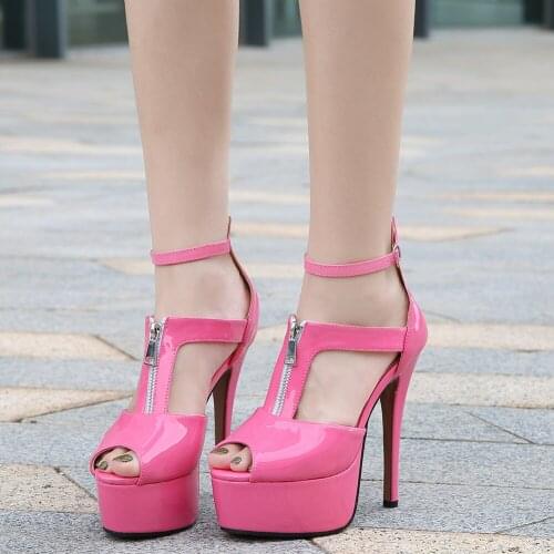 Toe Cleavage Women's Sandals