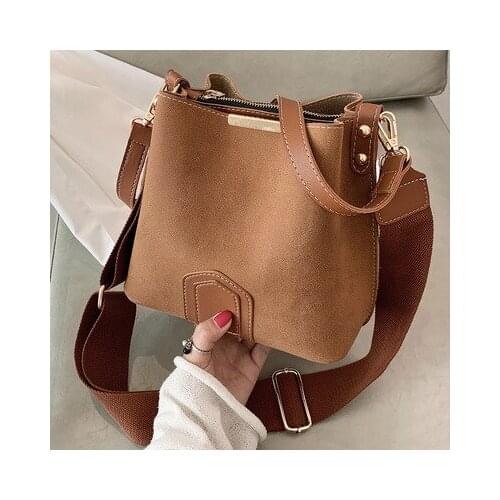 Vintage Scrub Leather Bucket Bags for Women 2021 Fashion Handbags Shoulder Crossbody Wide Belt Bag Sac à main femme Bolso mujer