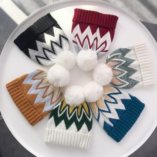 KENSHELLEY Winter Fresh And Warm Beanie Classic Mixed Color Beanie Disassembled Ball Soft Wool Knitting Beanie For Woman