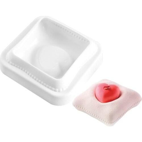 Creative Pillow Heart Shaped DIY Baking Tools Silicone Resin Cake Mold Mousse Molds Chocolate Mould Kitchen Accessories