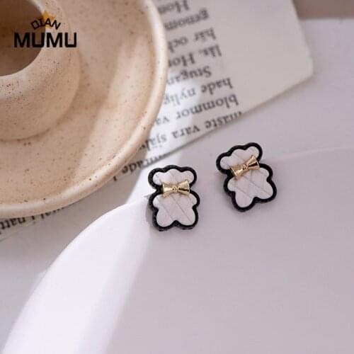 New Animal Cute Sweet Metal Stud Earrings Design Small White Bowknot Bear for Women Trendy Jewerly Winter Daily