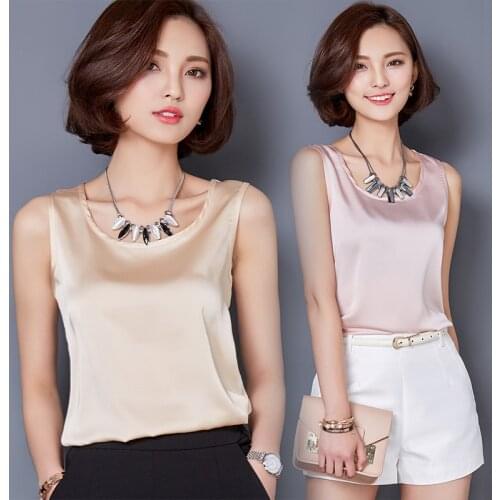 TAMBU Women's T-shirts