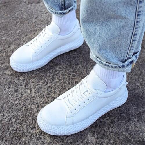 Chekich Womens & Mens Sneakers White Artificial Leather Lace Up Spring Casual Comfortable Shoes Odorless 2021 Fashion Unisex Wedding Orthopedic Walking Sport Lightweight Running Shoes Breathable Bubbles Sole CH107 V1