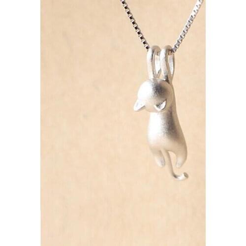 Lovely Hanging Cat Pendant Necklace for Women Girls Trendy Tiny Kitty Cat Statement Necklaces Accessories Birthday Gifts 2021