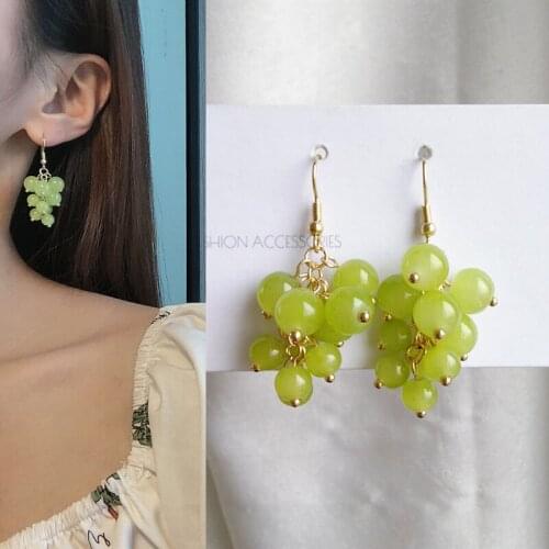 Funny Cute Green Grape Pendant Drop Earrings for Women Girls Teens Korean Fashion Fruit Earrings 2021 Trend New Arrival Jewelry