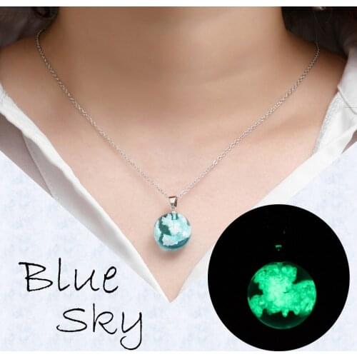 Luminous Nature Blue Sky White Cloud Resin Transparent Ladies Necklace Jewelry Gift Necklace Ladies Sweater Chain Necklace