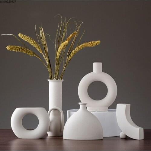 Creative Gray White Geometric Ceramic Vase Dried Flower Flower Arrangement Irregular Countertop Vase Wine Cabinet Entrance Decor