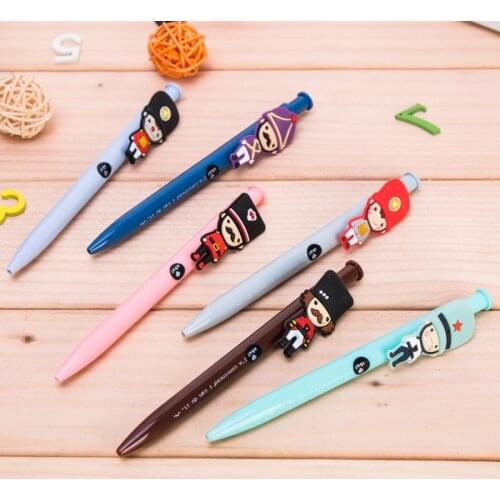 36pcs manufacturers direct creative cartoon stationery small wholesale cute British soldiers press ballpoint pen