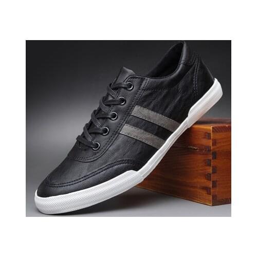 Man Spring Man Joker White Shoes The New 2022 Han Edition Of White Canvas Sneakers Men Leisure Shoes