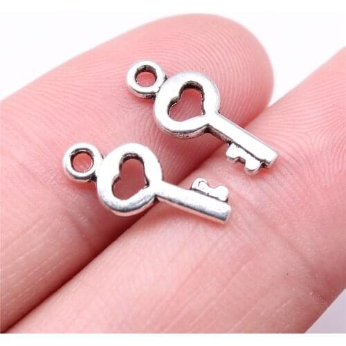 WYSIWYG 40pcs Charms 16x7mm Heart Key Charms For Jewelry Making DIY Jewelry Findings Antique Silver Color Alloy Charms Pendant
