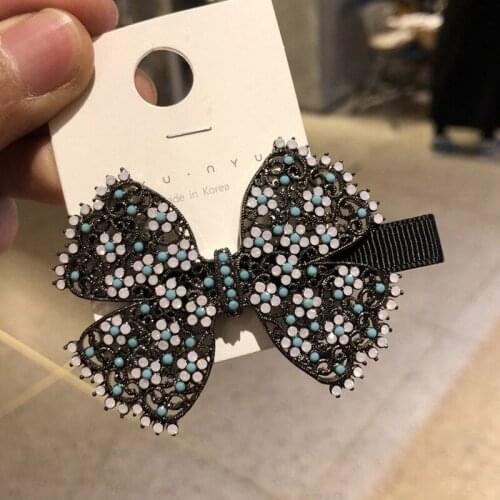 Retro Hollowed-out Butterfly Hairpins Pearl Palace Court Bow Hair Clip Handmade Autumn Winter Hair Accessories for Girls Women