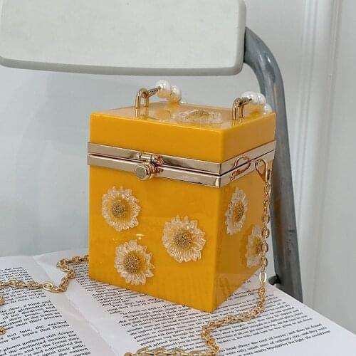 Women Acrylic Purses Box Handbags Flower Wild Ladies Hand Bags Small Square Chain Crossbody Bag Messenger Bag Bolsa