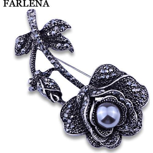 Imitated Gray Pearl Silver Plated Delicate Roses Flower Sweater Pins and Brooches Fashion Crystal Rhinestone Brooch for Women