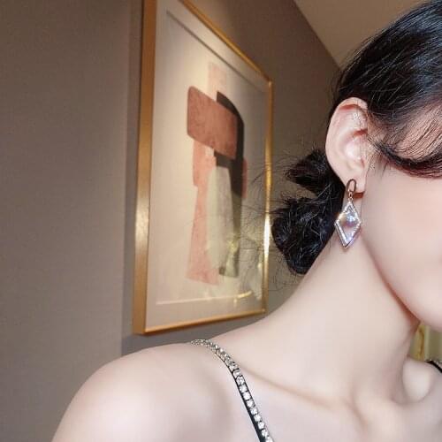 New Geometric Design Hollow Crystal Fashion Temperament Personality Fashion Crystal Earrings Female Jewelry Earrings For Women