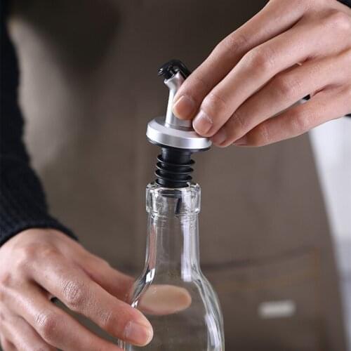 Bottle Stopper Leak Proof Wine Bottle Kitchen Tools Gadget Stopper Cap Wine Pourer Dispenser Olive Oil Sprayer Gravy Boats