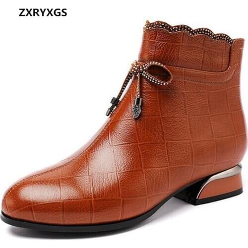2020 New Top Cowhide Bow Rhinestone Women Leather Boots Low Heel Large Size Autumn Winter Boots Fashion Shoes Woman Martin Boots