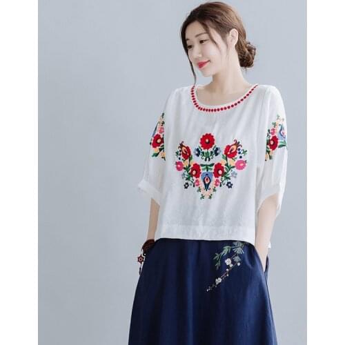 Floral Embroidered Shirt Summer 2021 New National Style Loose O-neck Blouse Traditional Chinese Clothing for Women