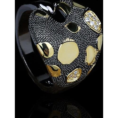 Unique Exaggerated Geometric Hollow Ring Black Gold Two-tone Zircon Ring Elegant Womens Black Gold Jewelry Party Ring