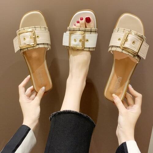 2020 Women Slippers Sandals Shoes Antiskid Flat Sole Slippers Woman Design Sandals Slides Beach Shoes