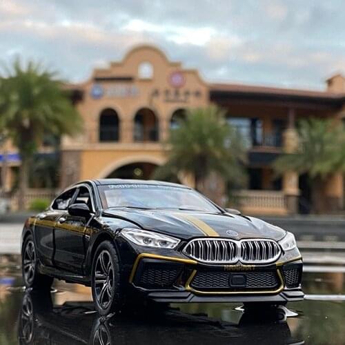 1:32 Toy Car BMW-M8 Model Toy Alloy Car Diecasts & Toy Vehicles Car Model Miniature Scale Simulatio Model Car Toys For Children