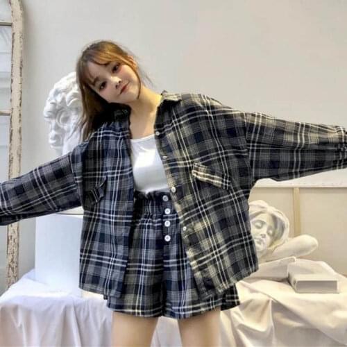 Womens Suits Hoosed coats Suits Loose Plaid Shirt Casual top Mid-length Sports Short Pants Two Piece Sets Oversized Sets Summer