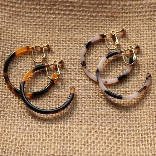 UJBOX Tortoise Leopard Round Acetate Clip Earrings Geometry Triangular Acetic Acid Screw Clip Earrings E0111