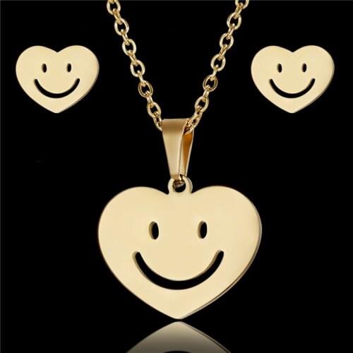 Exquisite smile charm Necklace and Earr-ings Set hand butterfly funny Charming Necklace and Earr-ing Set