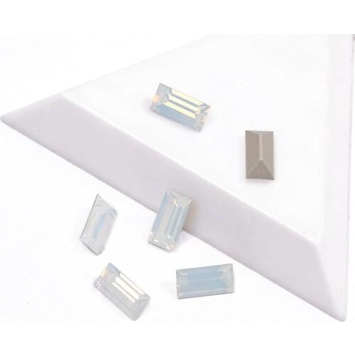 YANRUO 4501 Top Fancy Rhinestone White Opal Color Baguette Shape Bling Stones Crystals Nail Rhinestones For Nails Art Decoration