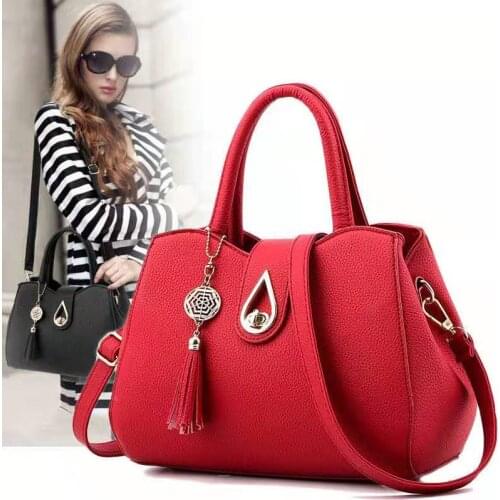 QCHEN Women's Red Clutches
