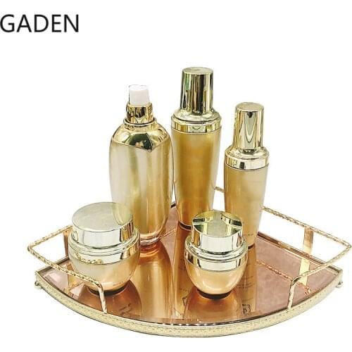 Triangle Mirror Storage Tray Household Cosmetics Storage Rack Desktop Rack Desktop Corner Storage Box Bathroom Accessories