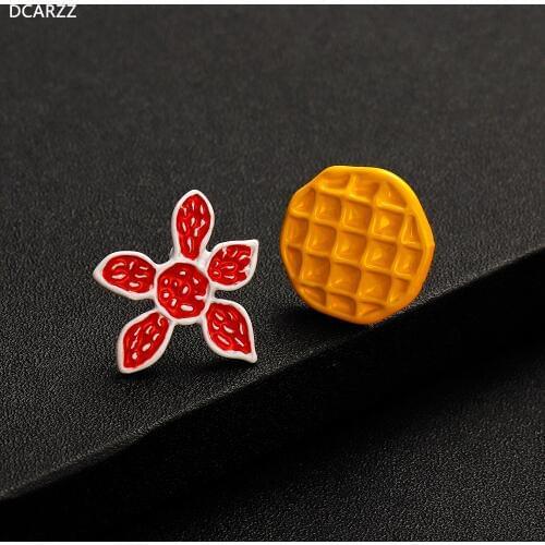 Stranger things Earrings Eggo Waffles and Demogorgon Stud Earrings Girls Gift Eleven Cosplay Costume Christmas Party Jewelry
