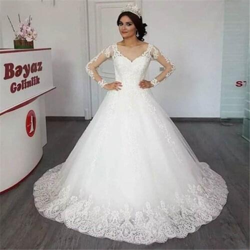 Ball Gown Wedding Dresses 2020 Sweetheart Elegant Button Wedding Bridal Gowns Lace Long Sleeves Vestido De Noiva