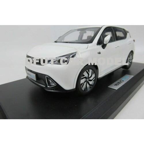 1/18 2017 GE3 SUV Alloy Diecast Metal Car Model Toy For Kids Birthday Gifts Toy Collection Original Box Childrens Toy Car