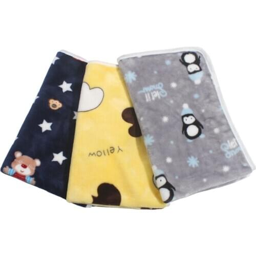 Coral Fleece Pet Blanket Dog Bed Cat Mat Soft Cat Bed Puppy Kitten Winter Warm Pet Supplies for Small Medium Dogs Cats Blanket