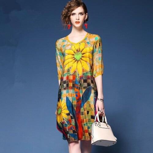 Women summer knee-lenght dress women print elegant dress and ladies dress short sleeve V-Neck chiffon dress for woman