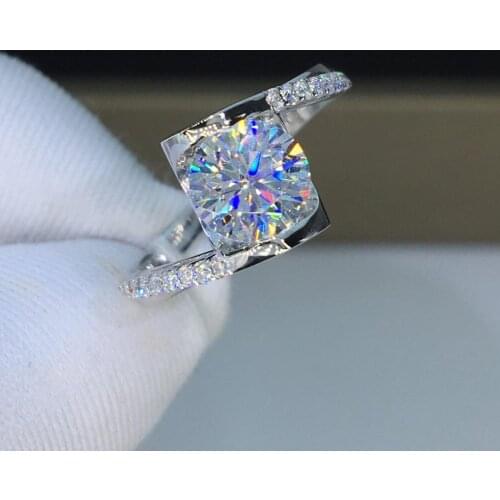 Exquisite 2 Carat White Cubic Zirconia Opening Ring Angel Kiss Rings for Women Wedding Party Fashion Cool Jewelry Gift N3T765