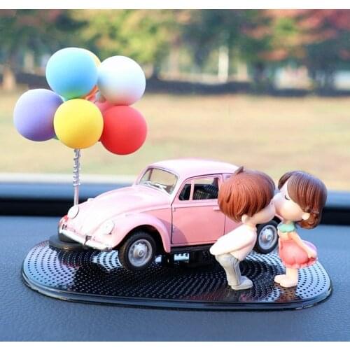 Couple gifts for girls and classmates car decoration center console decoration car interior supplies cake desktop Ornaments cute