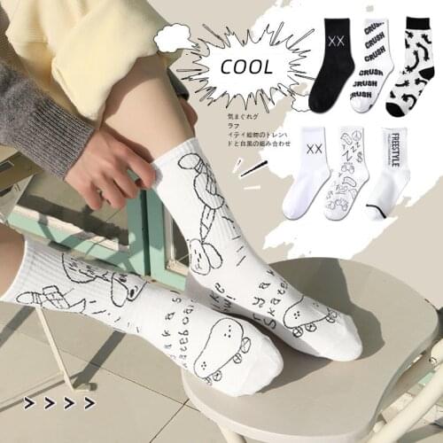 Cute Women Socks Spring Fashion Kawaii Cartoon Graffiti Funny Middle Tube Unisex Socks Japanese College Style Breathable Sokken