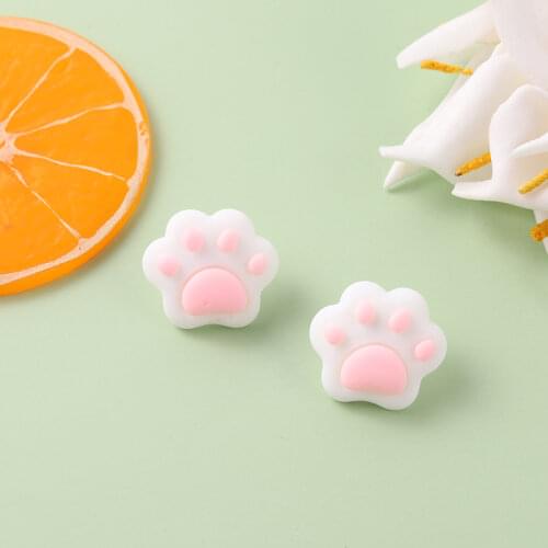 Cute Cat Paw Cartoon Pins Stereoscopic Cat Pins Cute Scarf Bag Clothes Lapel Pin Gifts for Children Friends