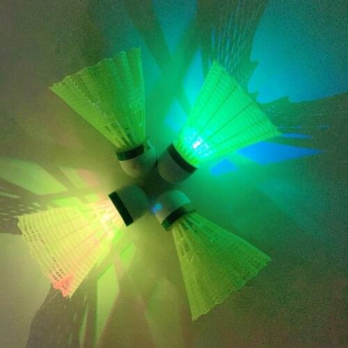 4pcs/6pcs Lighting Shuttlecocks Dark Night LED Lighting Sport Badminton Light Spot Shuttle cock Ball Accessories shuttlecock