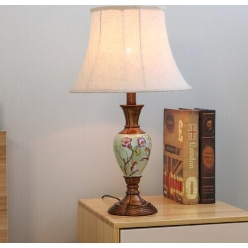 American Modern Hand-painted Bedroom Bedside Simple Warm Luxurious Living Room Study Decoration Resin Lamp Dimming