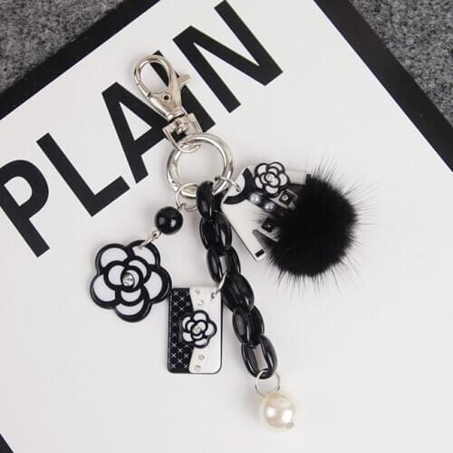Creative Pearl Handbag Keychain Fashion Key Ring Cute Keyrings for Women Girls Bag Charm Key Chain Pendant Popilar Friends Gifts