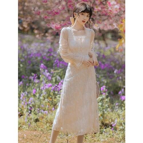 Vintage French Fairy Gentle Square Neck Vestidos Retro Girl Bowknot Chic Flare Sleeve Sequined Mesh Dress Party Maxi Dress