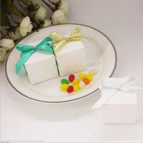 White Retro Solid Color Candy Boxes Wedding Party Supplies Favors European Gift Box with Ribbon 5X5X5CM