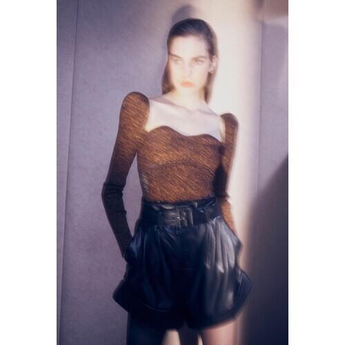 2020 Autumn Fashion Padded Shoulder Consice Knitted Top Women Casual Sexy Knitted Shirt Top