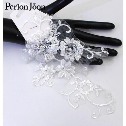 1PC Hand-stitched beads Sequins rhinestone decoration white flower lace appliques sewn on wedding dress patch accessories WH002